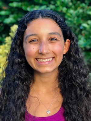 Lucia Rivera, radiant